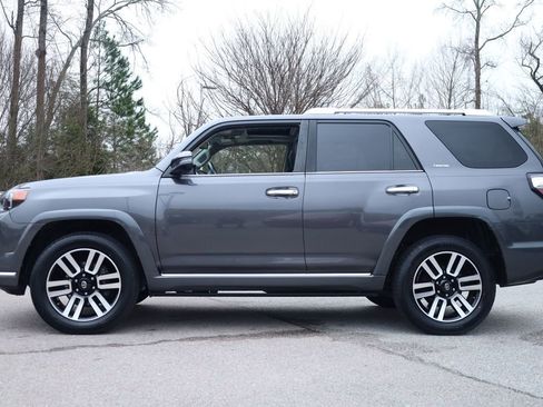 Used 2018 Toyota 4Runner Limited image 2