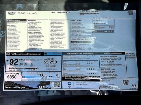 New 2025 Cadillac Lyriq Luxury image 14