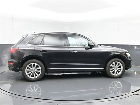 Used 2016 Audi Q5 2.0T Premium Plus w/ Technology Package image 15