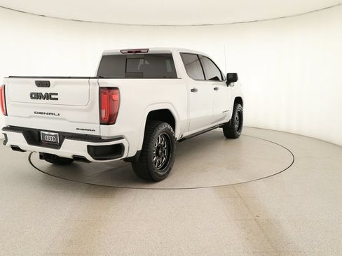Used 2022 GMC Sierra 1500 Denali AWD/4WD image 6