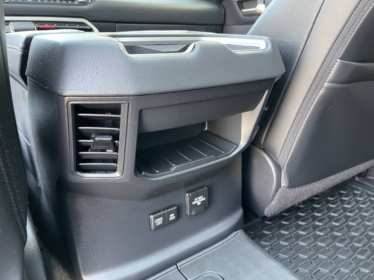Used 2022 Toyota Tundra Limited AWD/4WD image 12