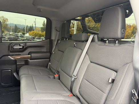 Used 2021 Chevrolet Silverado 1500 LT Trail Boss w/ LPO, Dark Essentials Package image 29