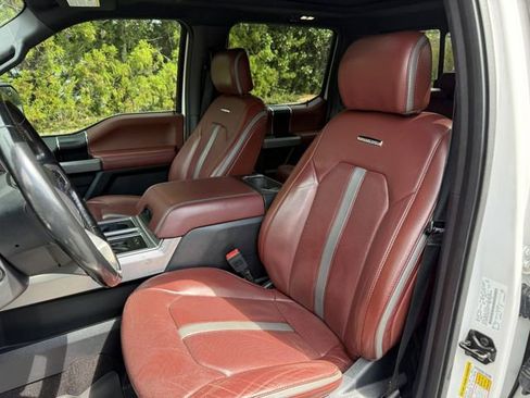 Used 2018 Ford F150 Platinum w/ Equipment Group 701A Luxury AWD/4WD image 19