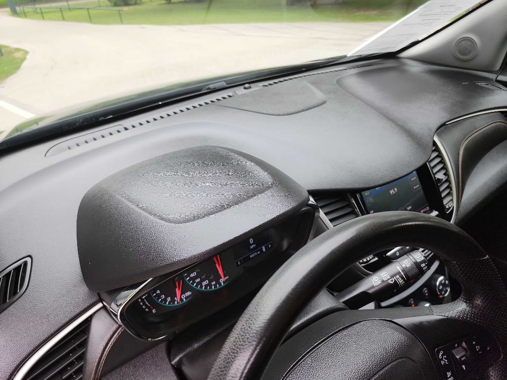 Used 2020 Chevrolet Trax LS w/ Tint and Cruise Package FWD image 16