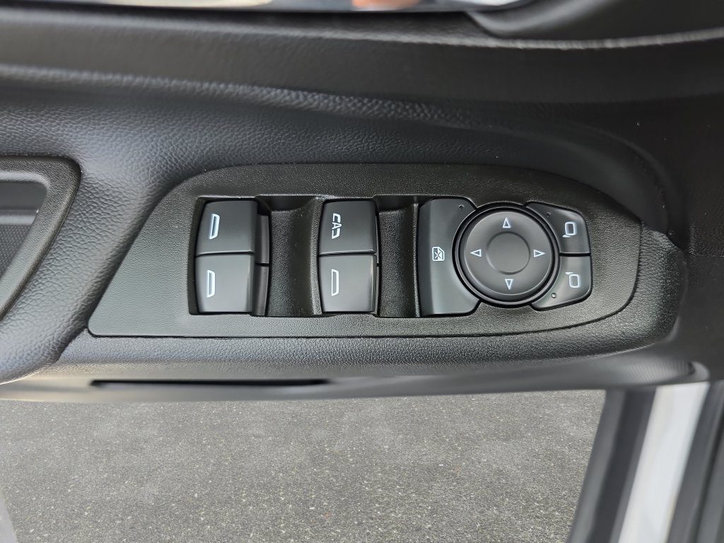 Used 2022 Chevrolet Equinox LT AWD/4WD image 24