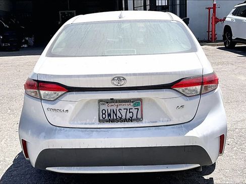 Certified 2021 Toyota Corolla LE w/ Carpet Mat Package (TMS) FWD image 5