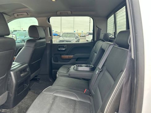 Used 2017 Chevrolet Silverado 1500 High Country AWD/4WD image 12