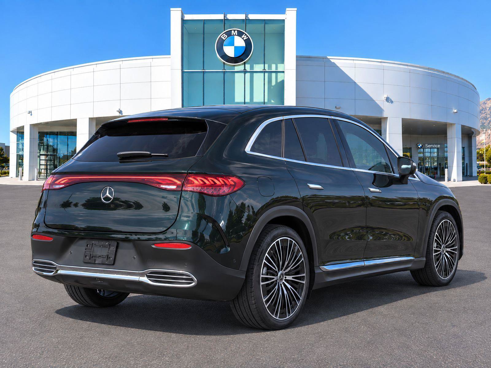 Used 2023 Mercedes-Benz EQE 500 4MATIC SUV image 8