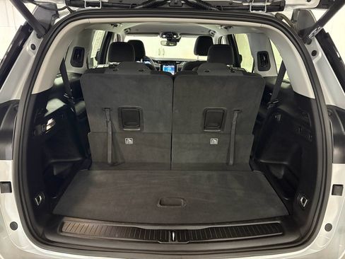 Used 2023 Jeep Grand Cherokee L Laredo w/ Luxury Tech Group I AWD/4WD image 9