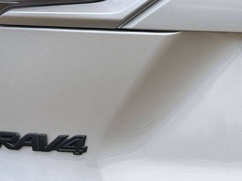 Used 2025 Toyota RAV4 LE FWD image 9