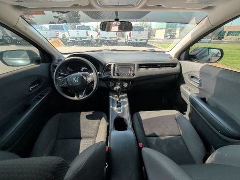 Used 2020 Honda HR-V LX image 19
