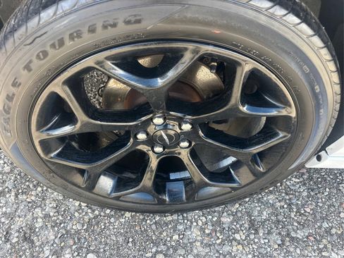 Used 2016 Chrysler 300 S image 16