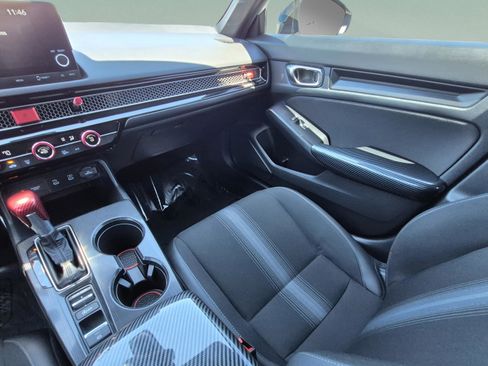 Used 2025 Honda Civic Sport image 14