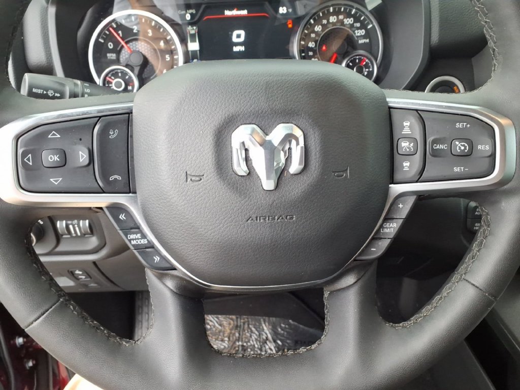 Used 2025 RAM 1500 Big Horn AWD/4WD image 10