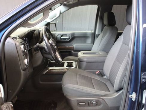 Used 2021 GMC Sierra 1500 Elevation w/ X31 Off-Road Package AWD/4WD image 9