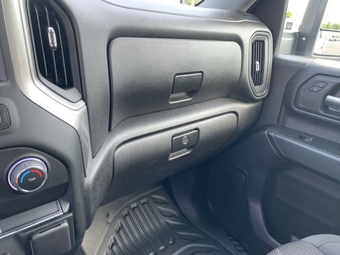 Used 2024 Chevrolet Silverado 2500 W/T w/ WT Convenience Package AWD/4WD image 29