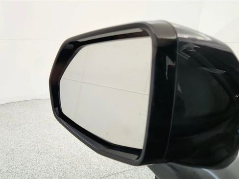 Used 2021 Chevrolet Blazer LT FWD image 24