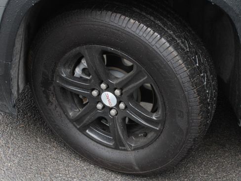 Used 2023 GMC Acadia AT4 AWD/4WD image 20