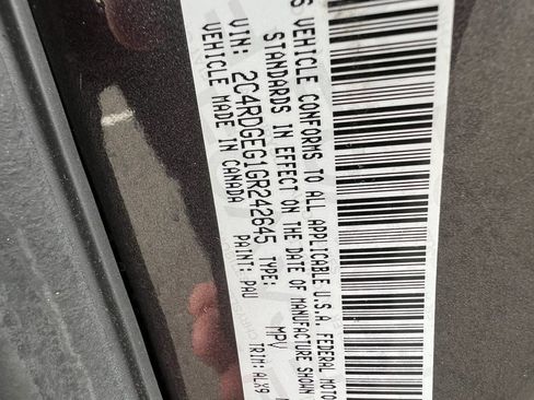 Used 2016 Dodge Grand Caravan R/T FWD image 32