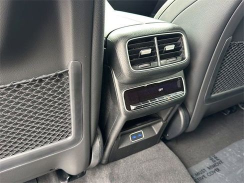 New 2026 Mercedes-Benz GLE 450 4MATIC image 13