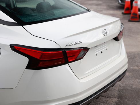 Used 2019 Nissan Altima 2.5 SR image 25