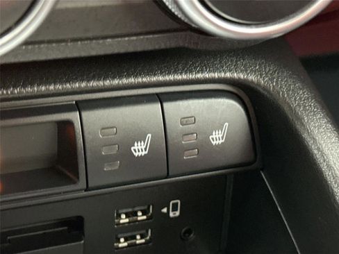 Used 2020 MAZDA MX-5 Miata RF Grand Touring image 8