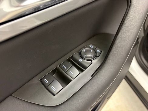 New 2026 Chevrolet Blazer LT w/ Convenience Package FWD image 26