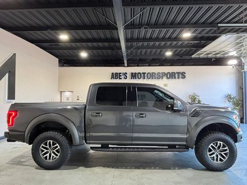 Used 2018 Ford F150 Raptor w/ Equipment Group 802A Luxury AWD/4WD image 4
