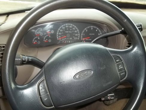 Used 1997 Ford F250 XLT image 4