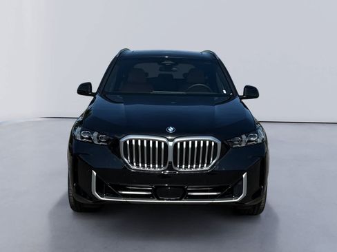 New 2026 BMW X5 xDrive50e w/ Climate Comfort Package AWD/4WD image 8