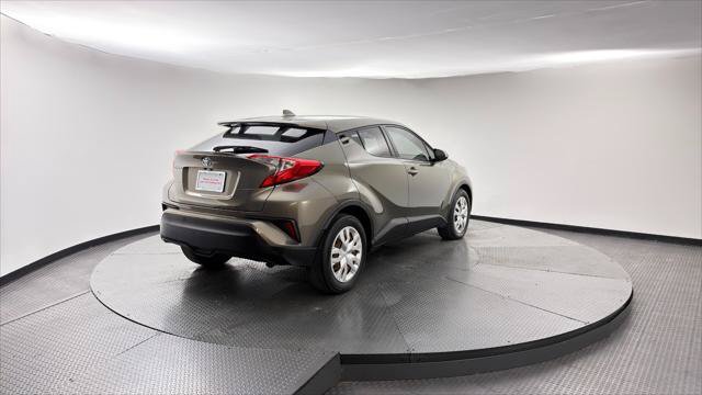 Used 2021 Toyota C-HR LE FWD image 8