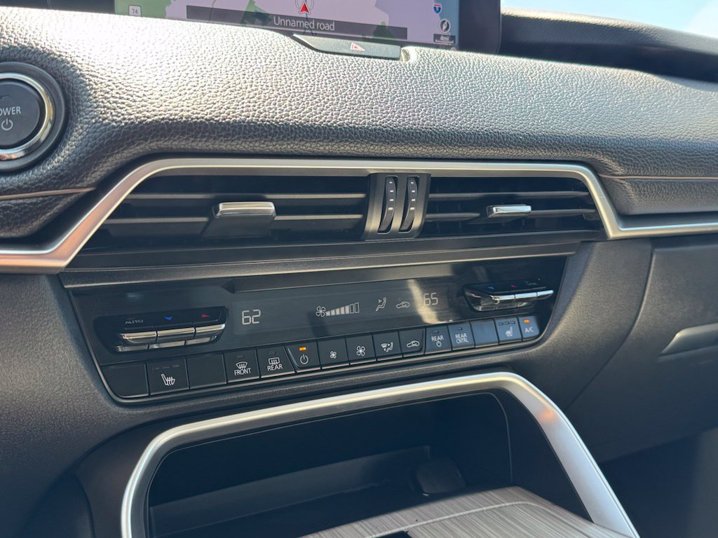 Certified 2024 MAZDA CX-90 Plug-In Hybrid w/ Premium Pkg AWD/4WD image 15