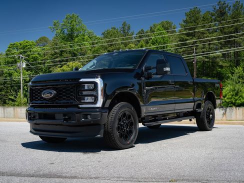 New 2026 Ford F350 Lariat w/ Black Appearance Package AWD/4WD image 9