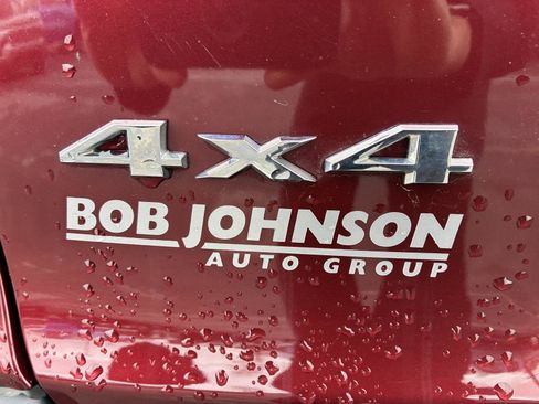 Used 2020 Jeep Cherokee Latitude Plus w/ Cold Weather Group AWD/4WD image 29