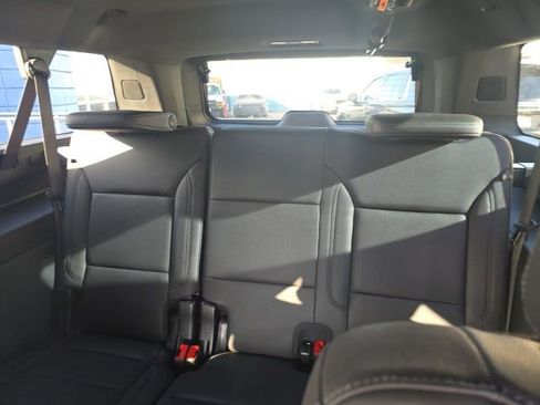 New 2025 Chevrolet Suburban LT w/ Advanced Technology Package image 7