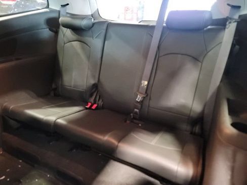 Used 2014 Chevrolet Traverse LT AWD/4WD image 12