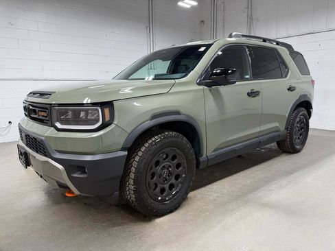 Used 2026 Honda Passport TrailSport Elite image 1