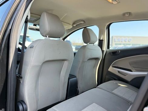 Used 2020 Ford EcoSport S image 9