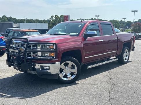 Used 2015 Chevrolet Silverado 1500 LTZ Z71 w/ LTZ Plus Package AWD/4WD image 2
