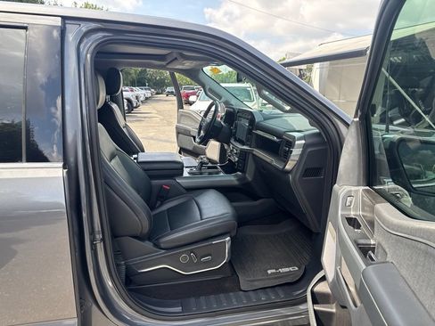 Used 2022 Ford F150 Lariat w/ Equipment Group 502A High AWD/4WD image 14