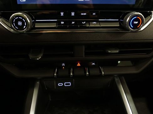 New 2026 Chevrolet Colorado W/T image 15