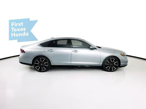 New 2026 Honda Accord Touring image 8