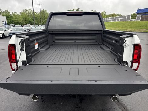 New 2026 Honda Ridgeline Sport image 9