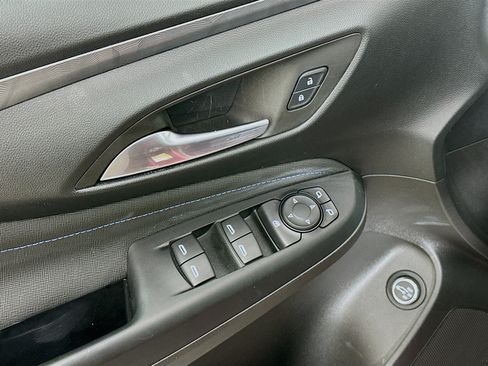Used 2025 Buick Envista Sport Touring w/ Convenience I Package FWD image 15
