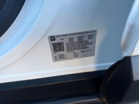 Used 2025 Chevrolet Equinox LT image 27