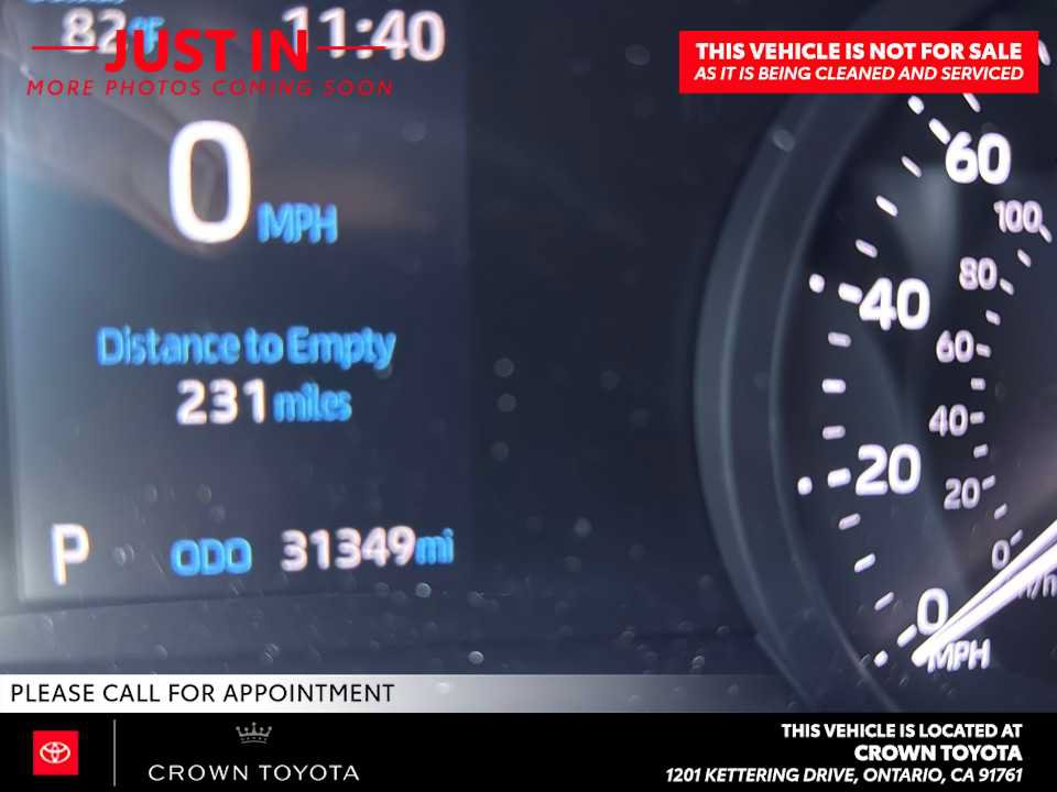 Used 2024 Toyota Sienna XSE w/ XSE Plus Package FWD image 10
