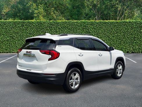 Used 2020 GMC Terrain SLE w/ Driver Convenience Package FWD image 3
