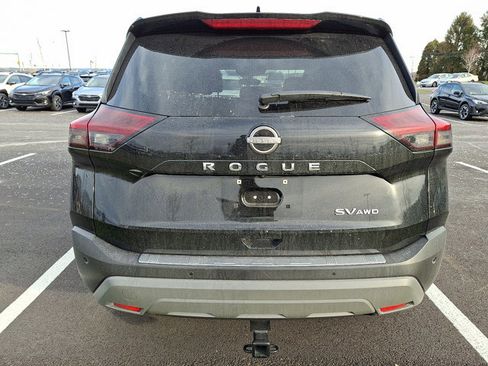 Used 2023 Nissan Rogue SV w/ SV Premium B Package image 6