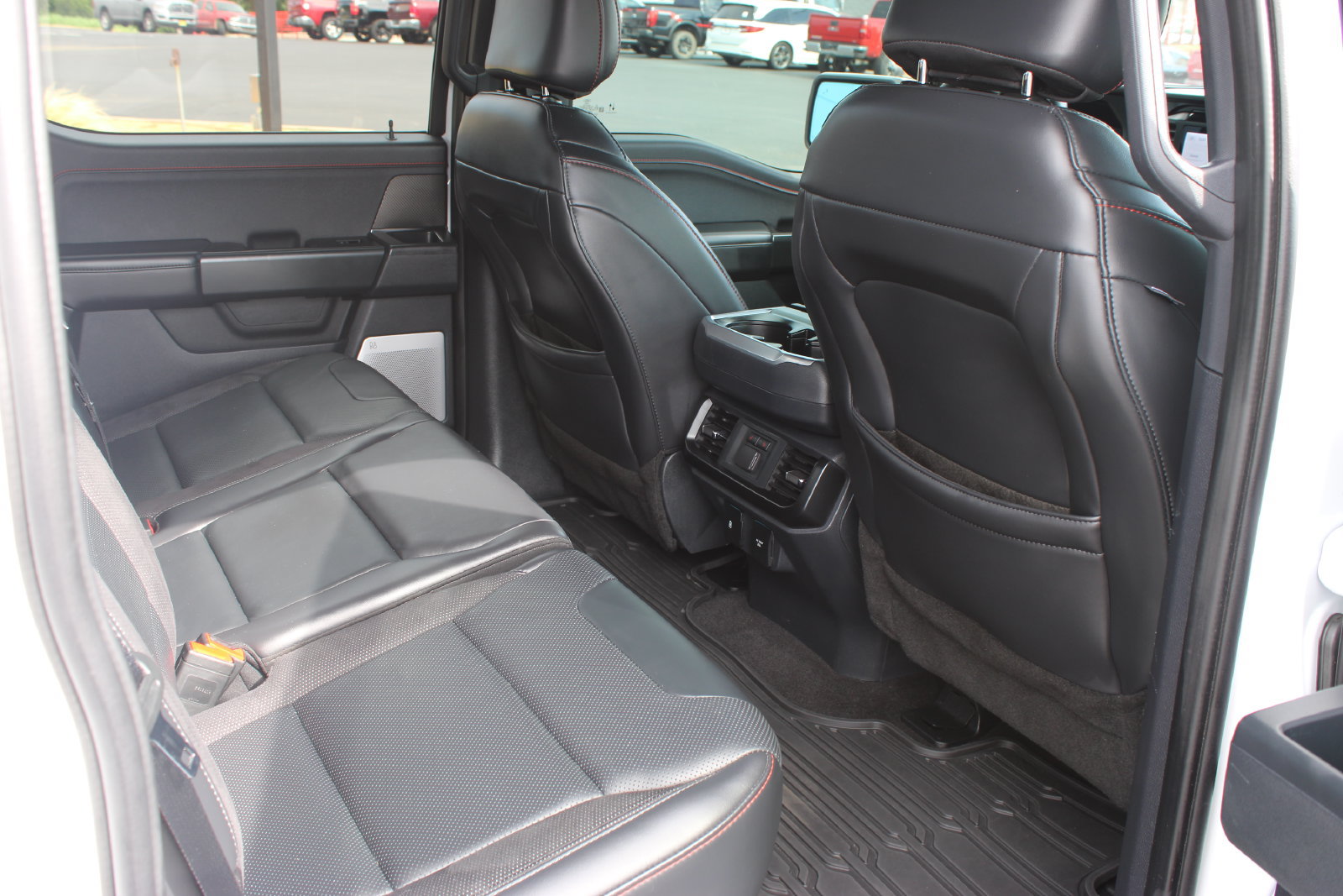 Used 2025 Ford F150 Raptor AWD/4WD image 27