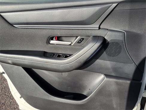 Certified 2025 MAZDA CX-90 3.3 Turbo w/ Select Package image 3